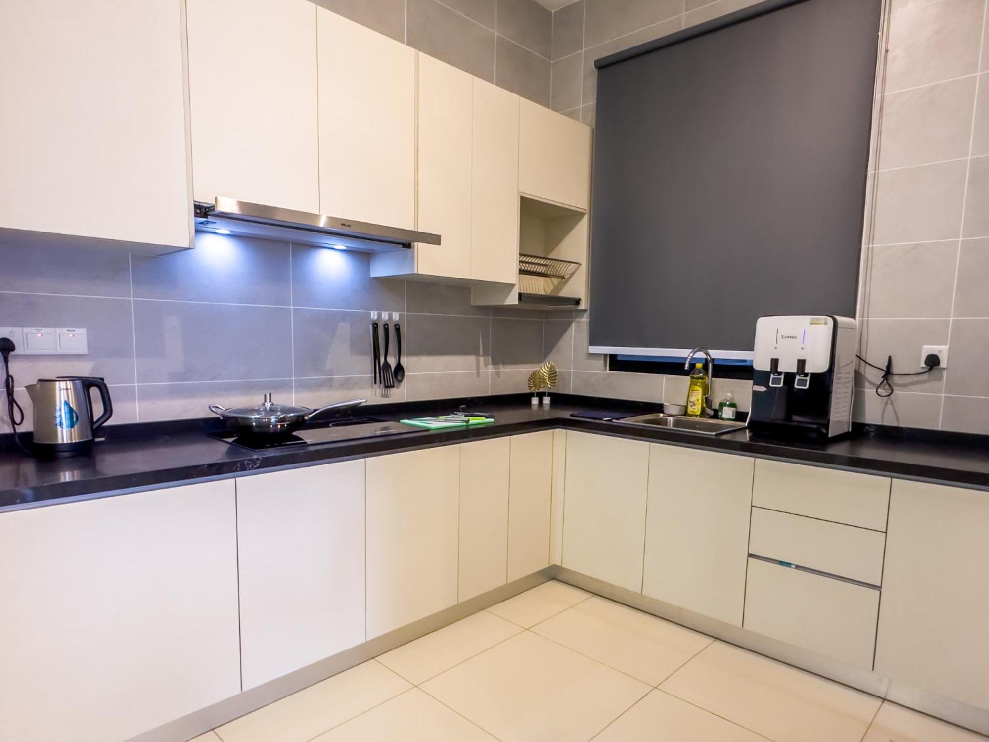Twin Tower Residence By Nest Home【5 Mins Walk To Ciq】 Johor Bahru Bagian luar foto